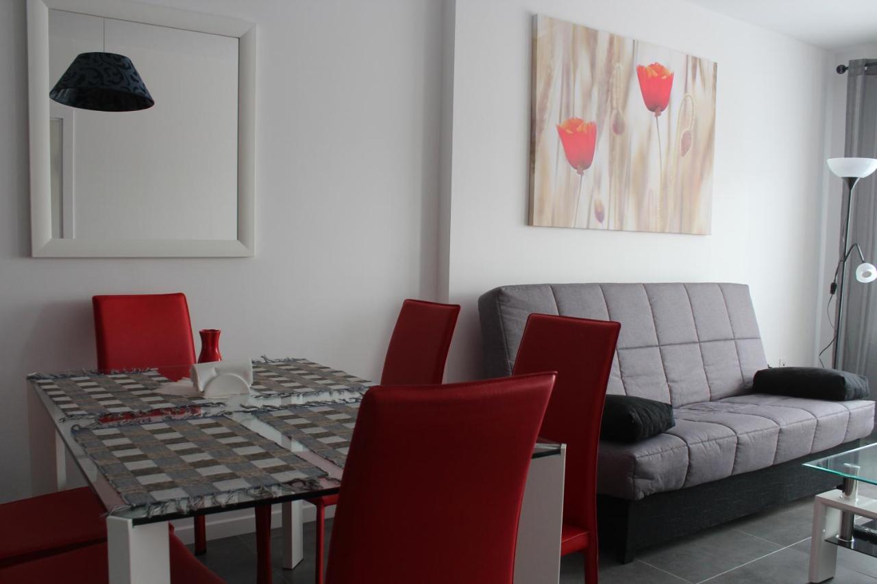 New Apartment With Sea View Of Andrew And Natallia Campoamor Exterior foto